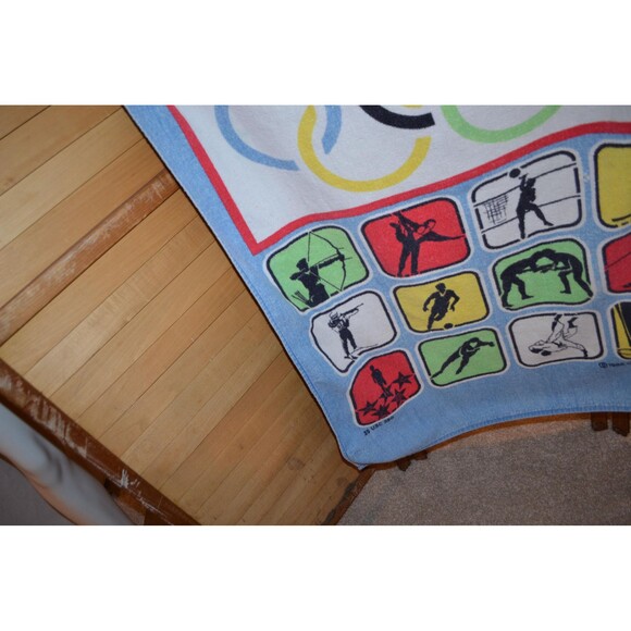 Olympics 1988 Beach Towel USOC Sports and Athletes - Picture 7 of 7